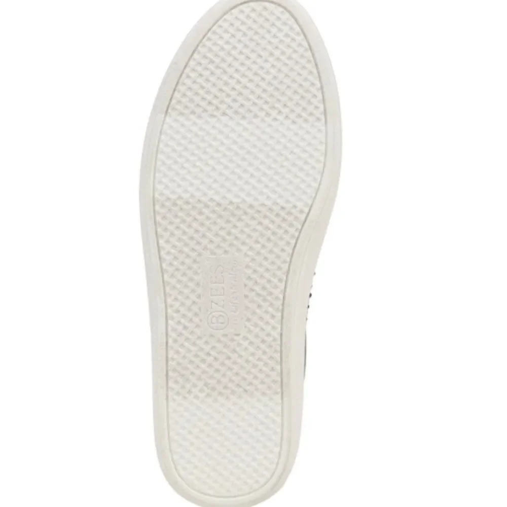 Bzees Happy Friday Lace Up Sneaker (WIDE)